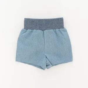 Easy Short in Light Chambray